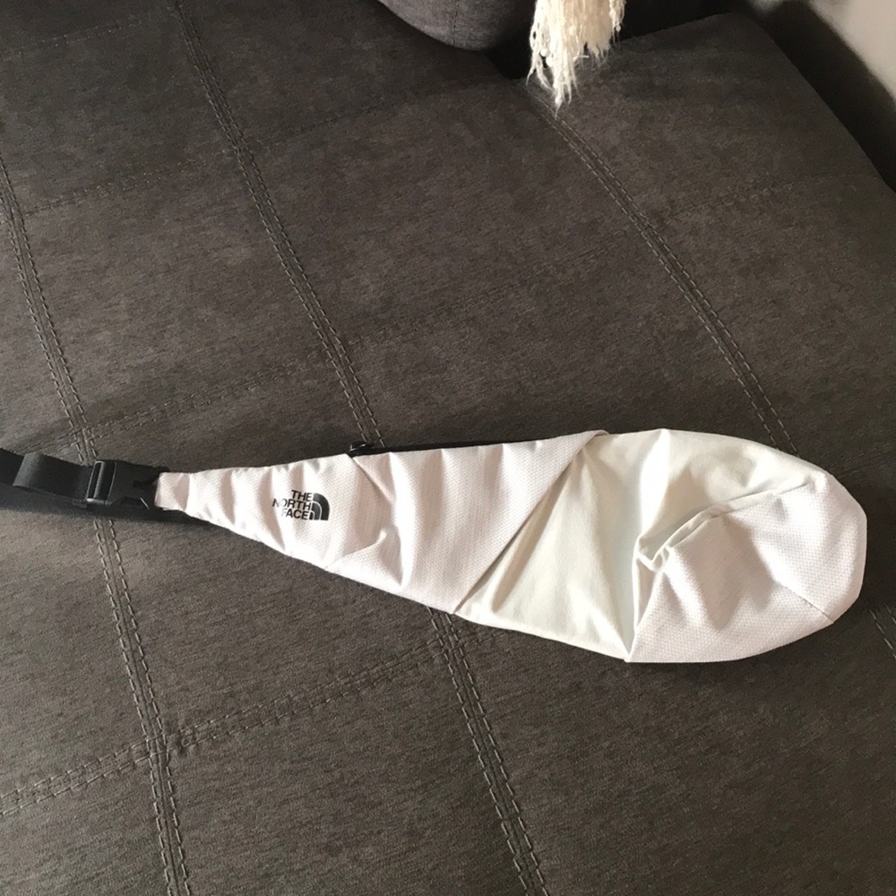 North face sling bag